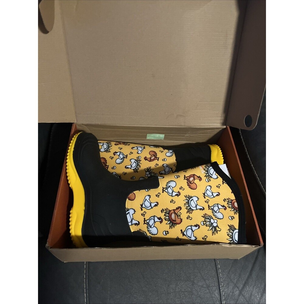 Hisea Waterproof Insulated Neoprene Rubber Boots With Chickens Women’s size 8